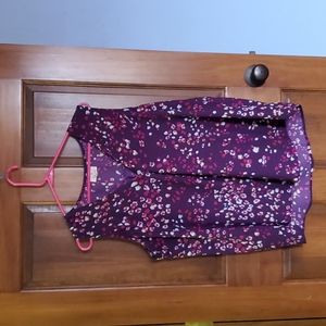 Floral sleeveless top